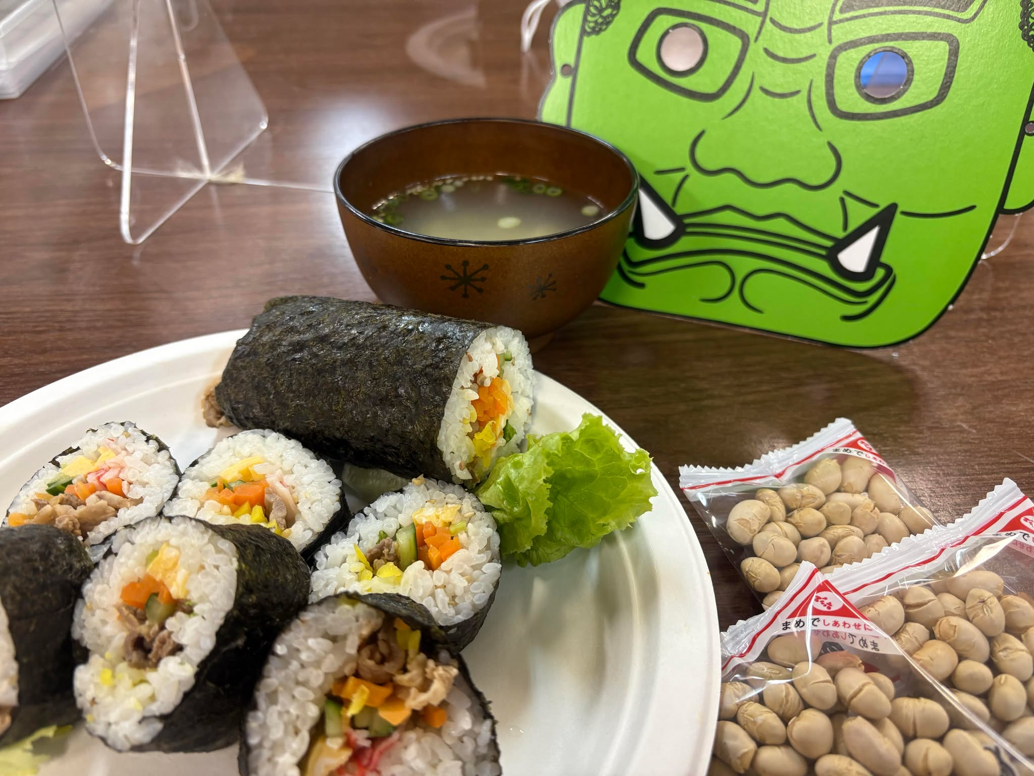 ひと足早い、「節分」で恵方巻を作りました。