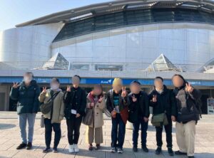 LIIMO南森町と大正のみなさんでアイススケート場へ行ってきました。